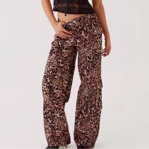 Peppermayo Exclusive - Greedy Cargo Pants - Leopard